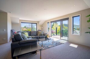 تلفزيون، مدفأة