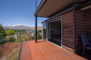 Property grounds - Crystal Waters by Ohana – Tranquil Lake Stay with Scenic Views (Lake Tekapo)