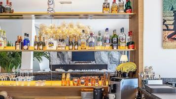 Bar (in der Unterkunft)