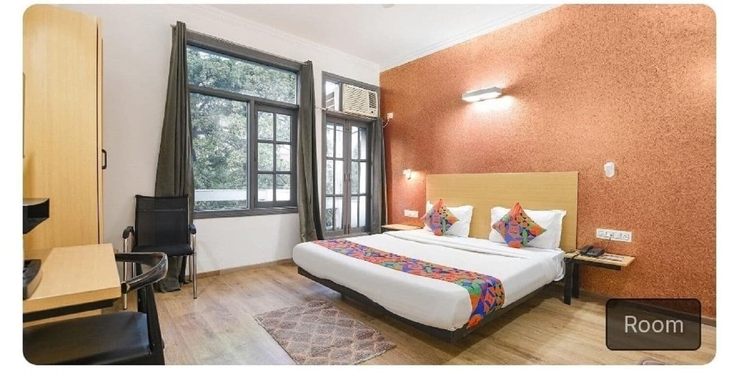 Family Double Room | Desk, laptop workspace, free WiFi