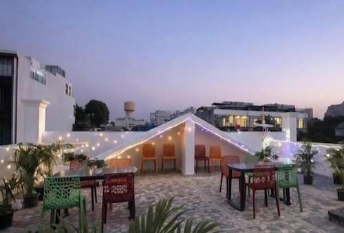 royal spark inn03