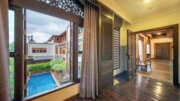 Deluxe Double Room, Pool View | Free WiFi, bed sheets
