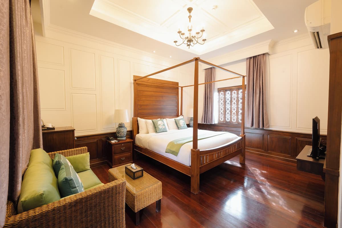 Superior Double Room | Free WiFi, bed sheets