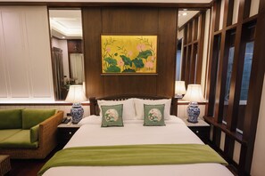 Standard Double Room | Free WiFi, bed sheets - At Tree Hotel Thaphae Gate Chiangmai (Chiang Mai)