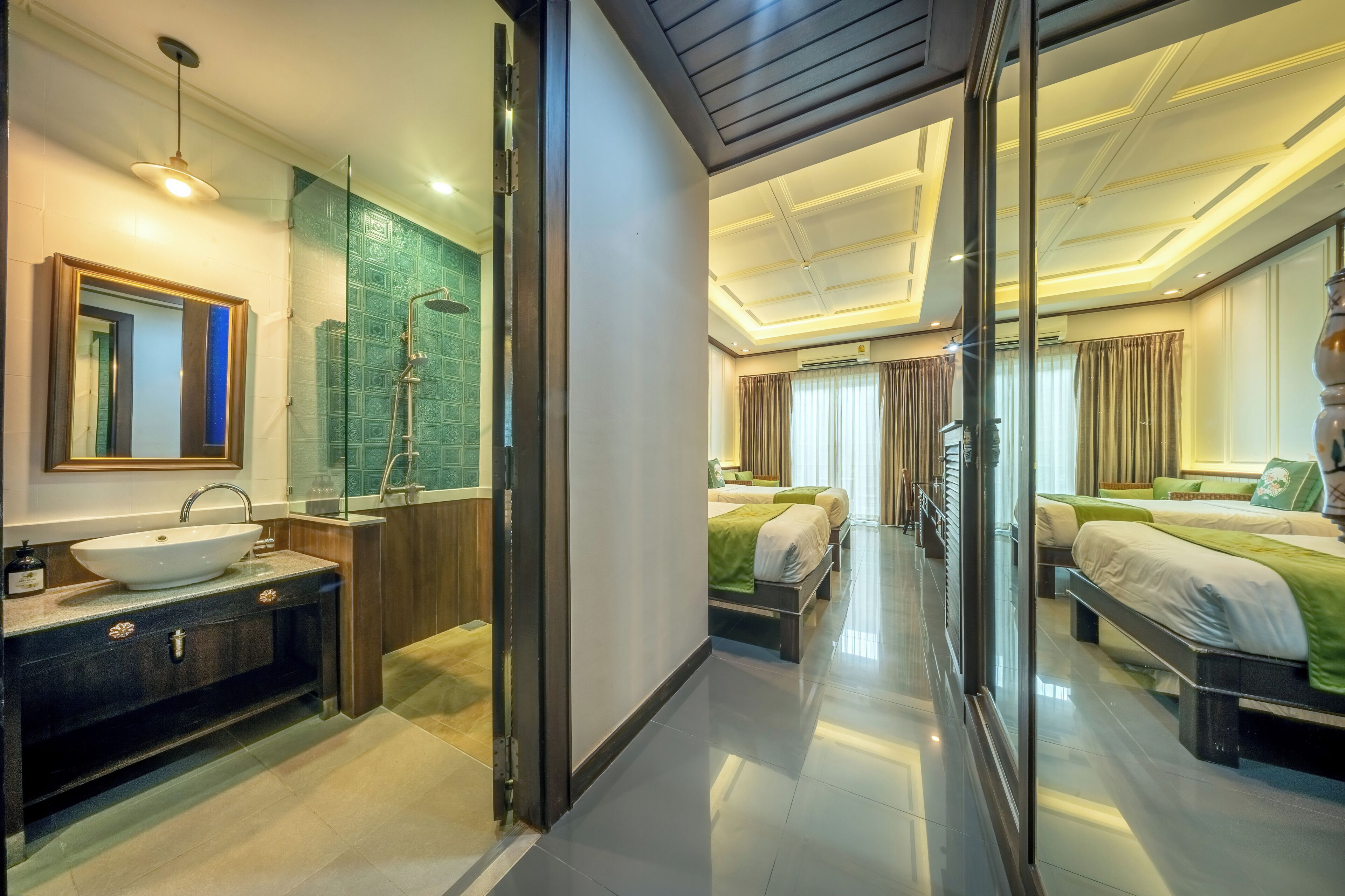 Deluxe Twin Room | Free WiFi, bed sheets