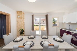 Dining - MY Dalmatia - Holiday Home Briscola (Vodice)