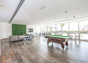 House - Stayshort - Jumeirah Village Circle Studio With Amazing Amenities (Dubai)