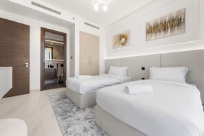 Apartment - Stayshort - 3 Bed in Meydan Sleeps 7 With Skyline Views (Dubai)
