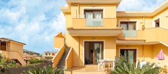In the Residence, Terrace and air Conditioning