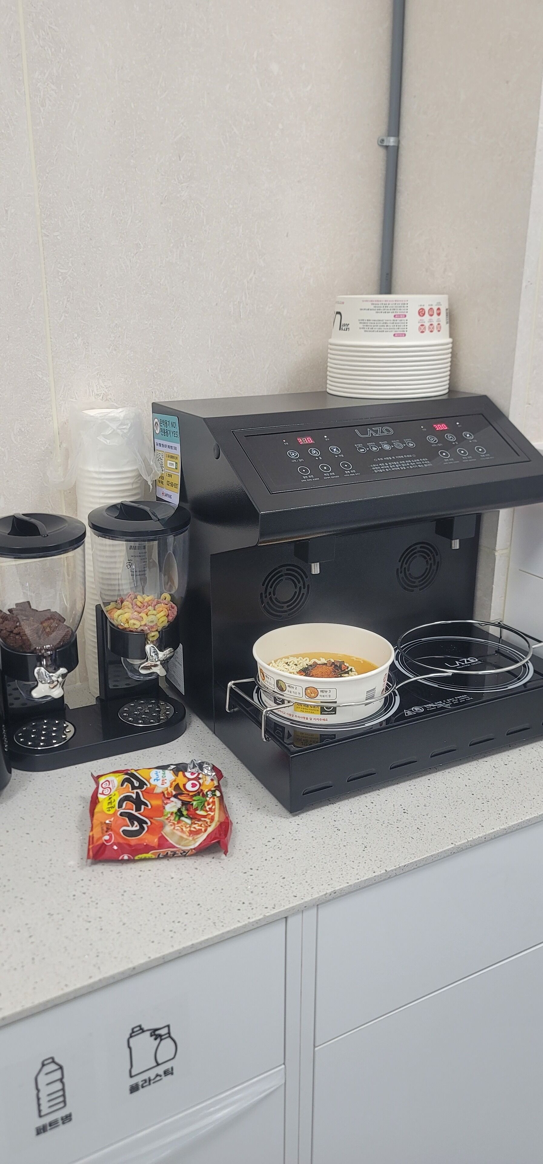 Free daily local cuisine breakfast 