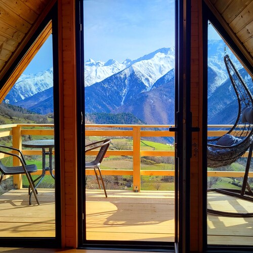 Svanieri cozy cottage in the mountains