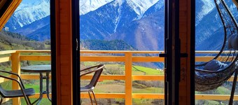 Svanieri cozy cottage in the mountains