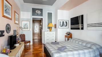 Fer et planche à repasser, Wi-Fi, draps fournis