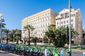 Exterior - Studio Apartment 'French Vintage' with Balcony and Wi-Fi (Nice)
