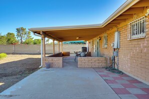 House (4 Bedrooms) | Interior - 7 Mi to Saguaro Nat'l Park: Tucson Home w/ Yard (Tucson)