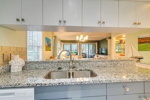 Apartment (2 Bedrooms) | Interior - Paradise on Pawleys Island - Golf, Beach & Pool! (Pawleys Island)