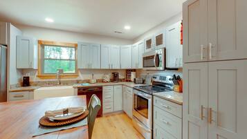 Rumah (2 Bedrooms) | Interior