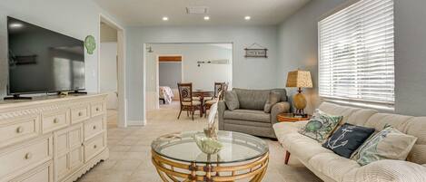 House (3 Bedrooms) | Front of property