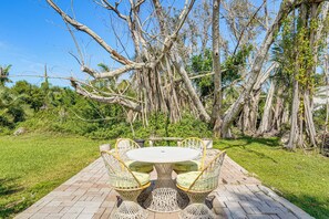 House (3 Bedrooms) | Interior - Coastal Escape w/ Yard Near Anna Maria Island (Bradenton)