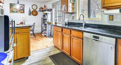 Near Trails, Parks & Orchards: Germantown Retreat