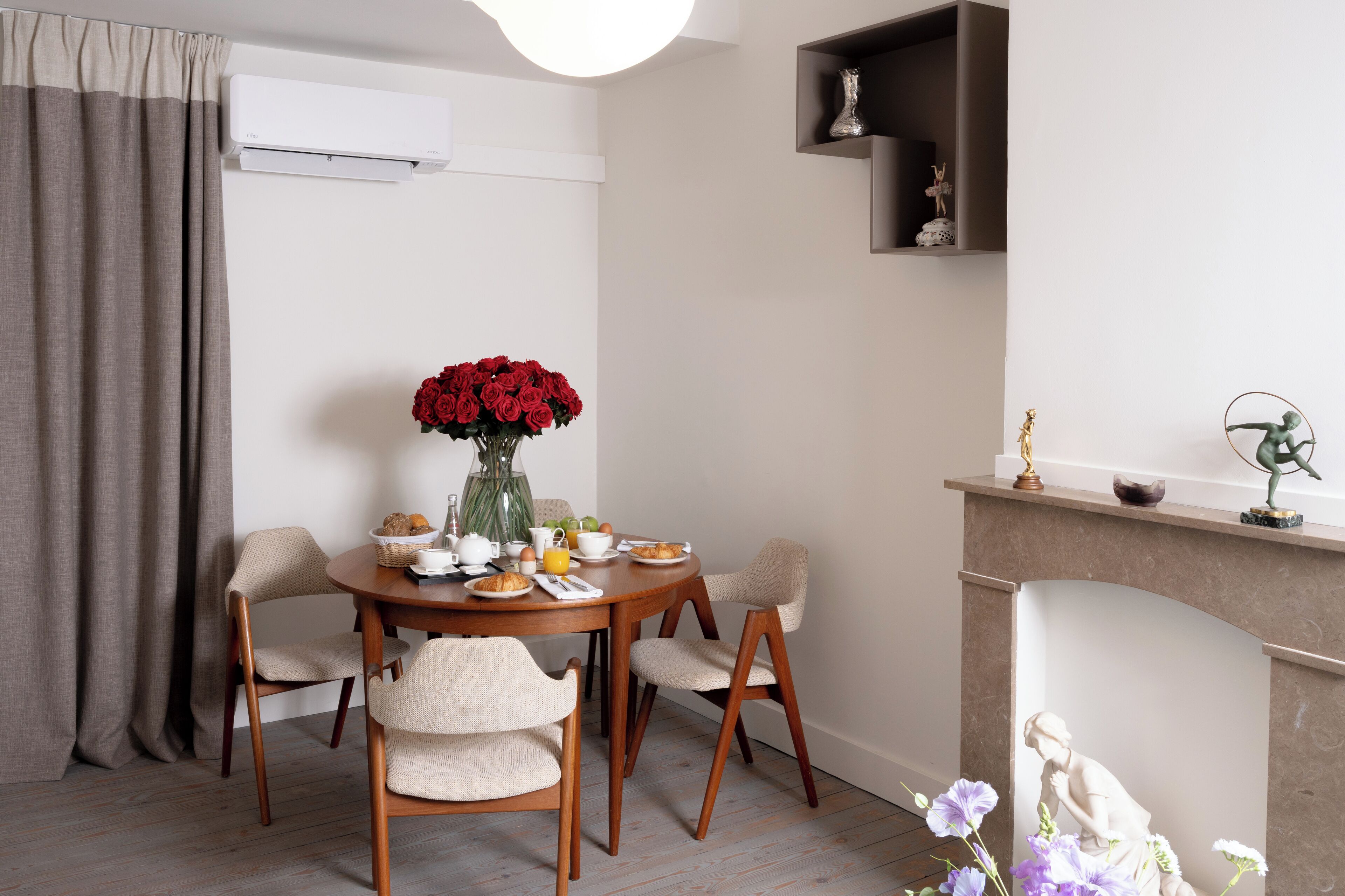 Lägenhet | Vardagsrum | Platt-tv och printers