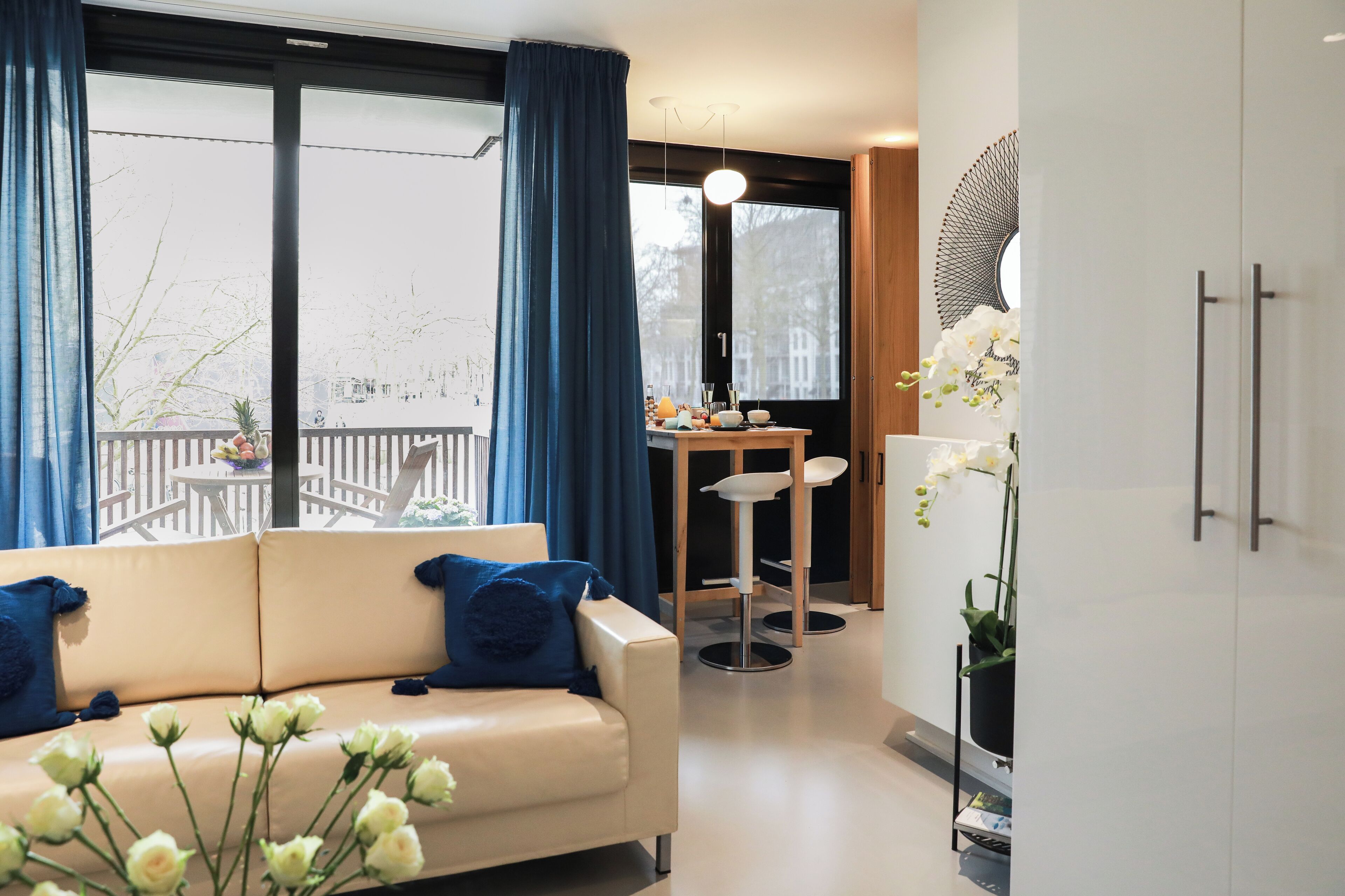 Appartement | Een bureau, geluiddichte muren, een strijkplank/strijkijzer, gratis wifi