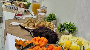 Desayuno buffet incluido todos los días
