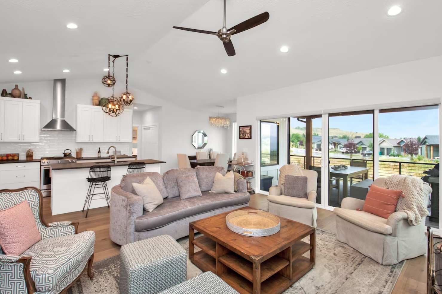 TV, fireplace, books, stereo