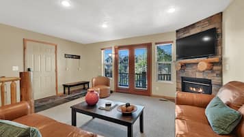 TV, fireplace, offices