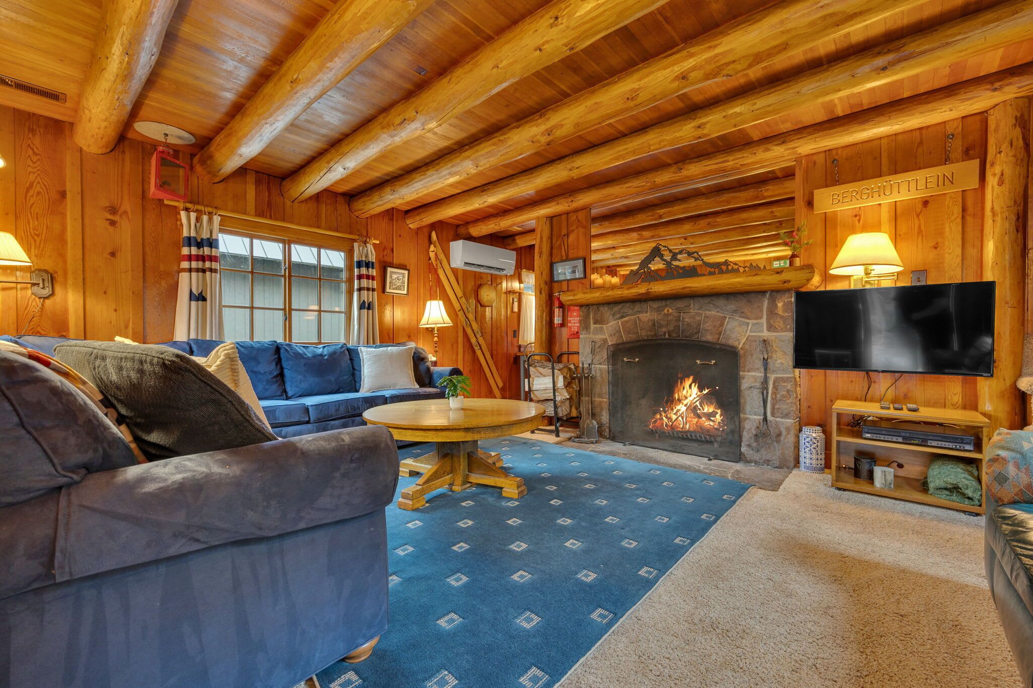 TV, fireplace, DVD player, offices