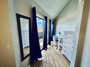 Interior - Marina Maison, 2BDR Condo (Clear Lake Shores)