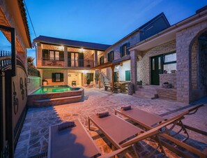 House | Exterior - Country Villa With Pool and Garden (Benkovac)