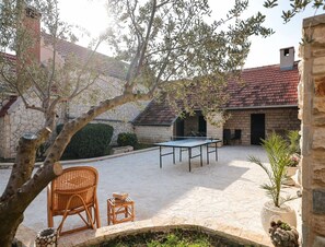 House | Terrace/patio - Country Villa With Pool and Garden (Benkovac)
