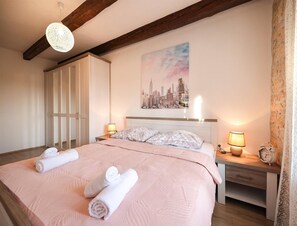 House | 3 bedrooms, iron/ironing board - Country Villa With Pool and Garden (Benkovac)