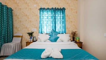 Classic Apartment | Ruang kerja komputer riba, Wi-fi percuma