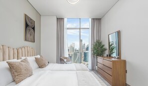 Luxury Apartment, 2 Bedrooms, Canal View - Luxury 2BR in Peninsula One by Bespoke (Dubai)