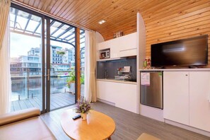 Standard Bungalow, Balcony, Lake View | Mini-refrigerator