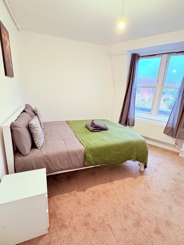 熨斗/熨衫板、上網、床單