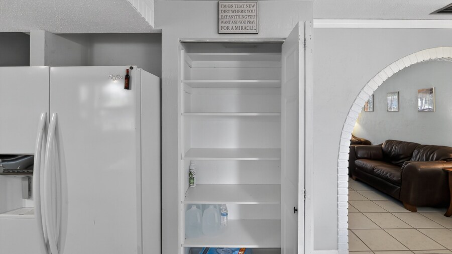 Chelsea Way Getaway Bright 4br Family Retreat 4 Bedroom Home