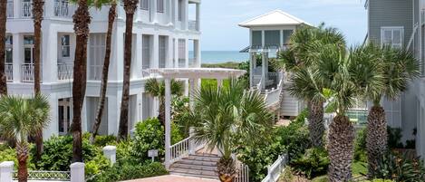 House, 3 Bedrooms | Exterior