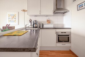 Apartment | Private kitchen - 4-person Apartment With Island-sea View (De Koog)