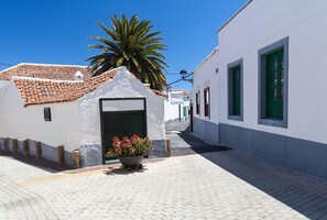 House | Exterior - Estate in La Sabina With Private Pool (Arico)