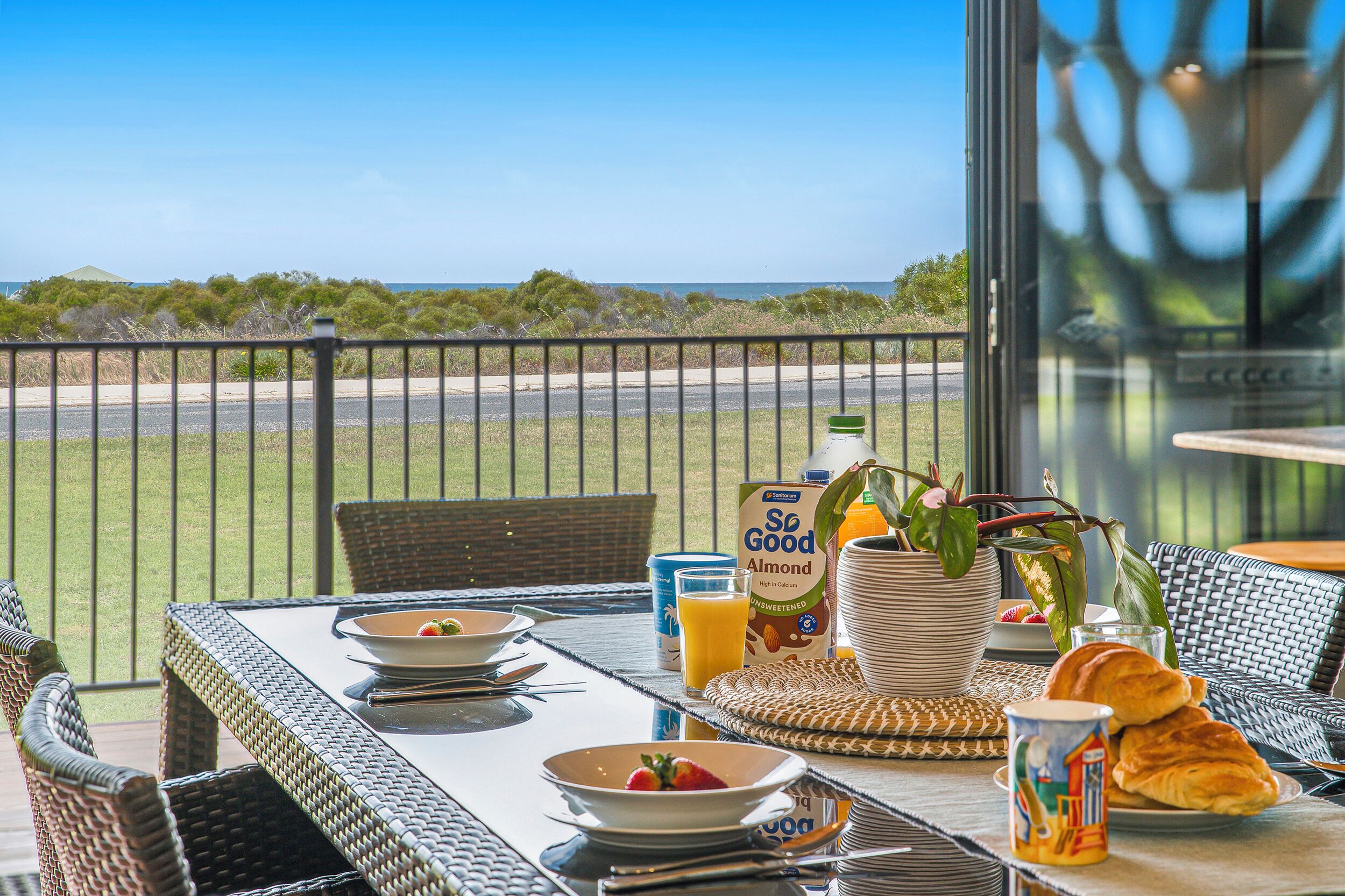 تناول الطعام بالخارج