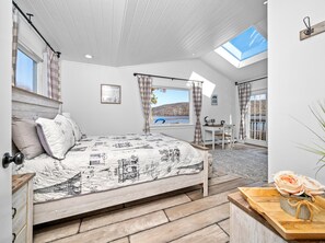 Desk, iron/ironing board, free WiFi, bed sheets