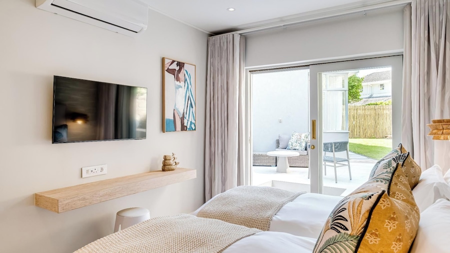 6bed Villa by Camps Bay Beach Seven the Drive