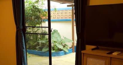 Oasis studio - Great location