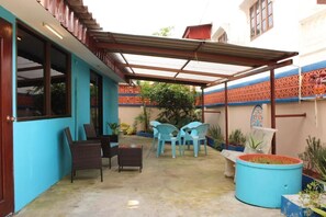 Fachada de la propiedad