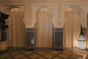 Couples treatment rooms, steam room, massages - Riad Dar Yuba  (Marrakech)