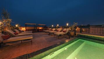 Alberca al aire libre