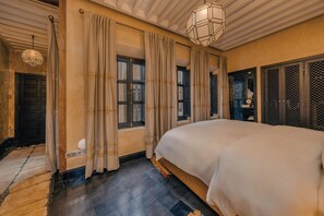 Habitación Deluxe | Tabla de planchar con plancha y wifi gratis